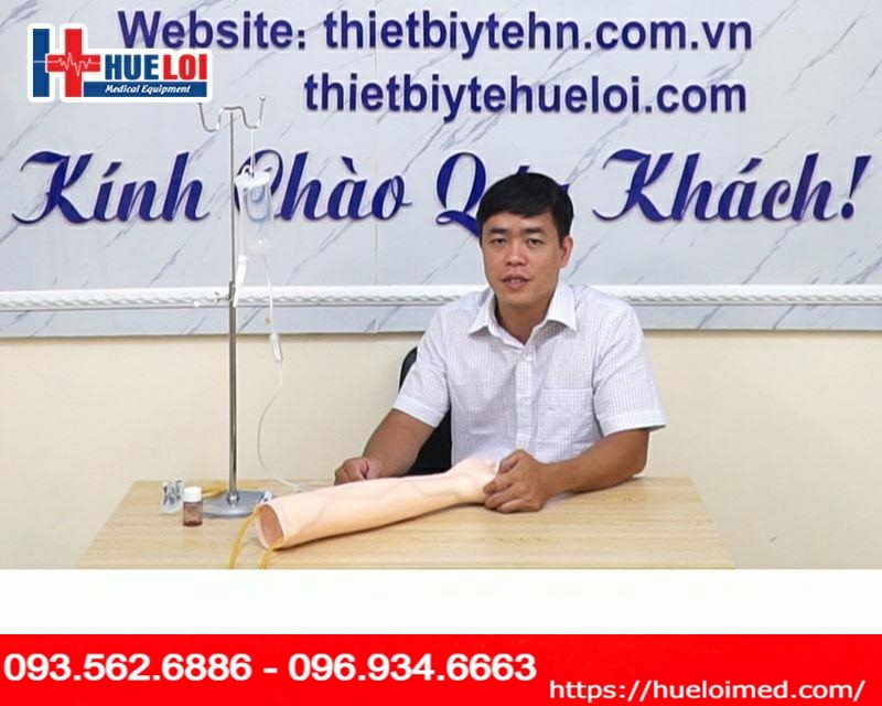 cánh tay tiêm truyền tĩnh mạch