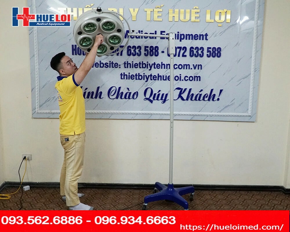  Đèn phẫu thuật loại 5 bóng SHD-108 