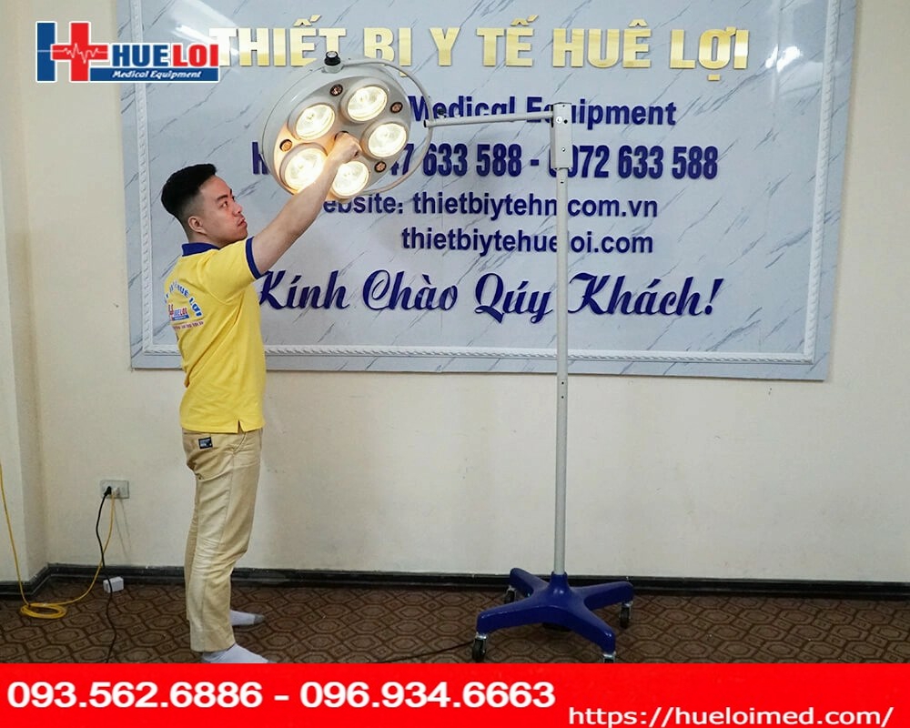  Đèn phẫu thuật loại 5 bóng SHD-108 