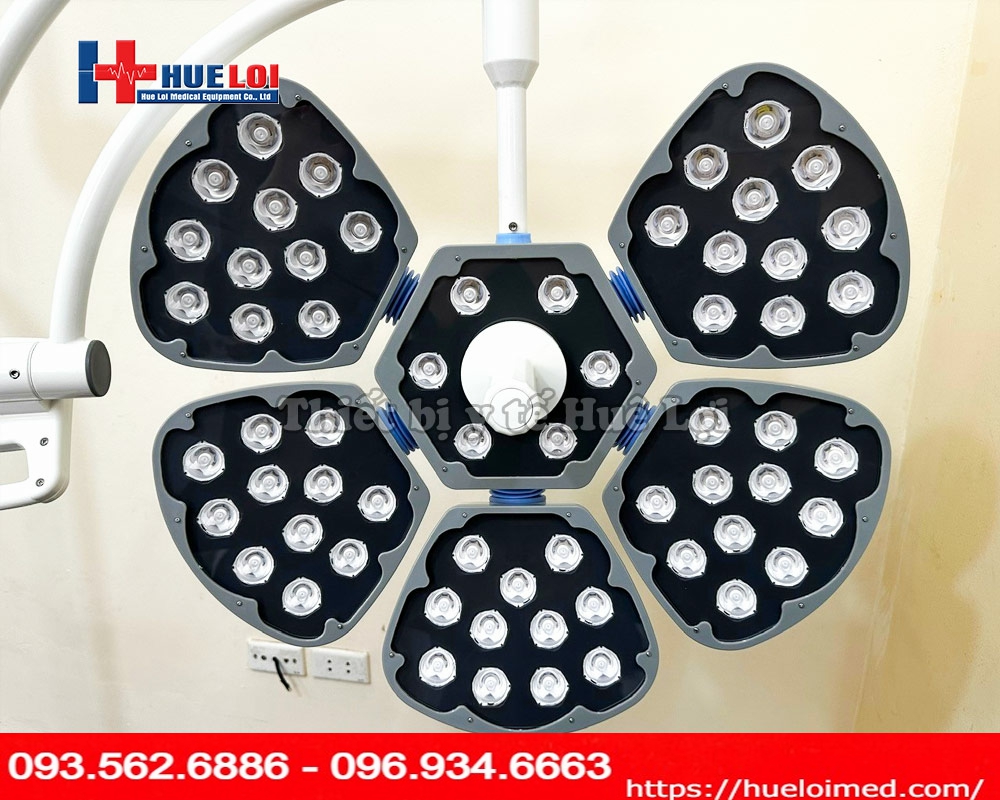 Đèn mổ 5 cánh di động